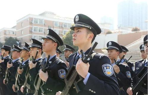 警察学校3在线观看免费,免费在线观看，揭秘校园风云